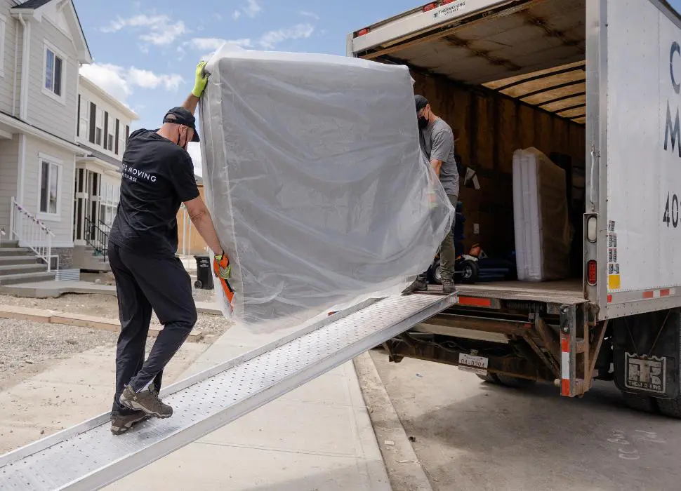 Choose Fantastic Movers Denver for Transparent Pricing and Expert Care